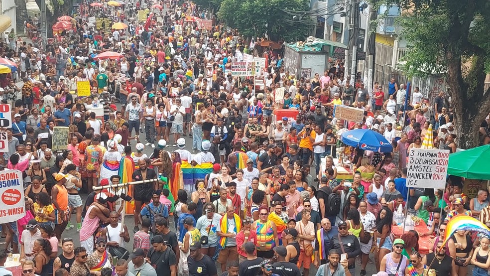 Público na 20ª Parada LGBTQIA+ da Bahia — Foto: Genilson Coutinho/ site Dois Terços
