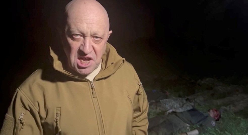 Yevgeny Prigozhin durante vídeo em que mostra mortos do grupo Wagner na cidade de Bakhmut em um gos conflitos na Ucrânia — Foto: Press service of "Concord"/Handout via REUTERS