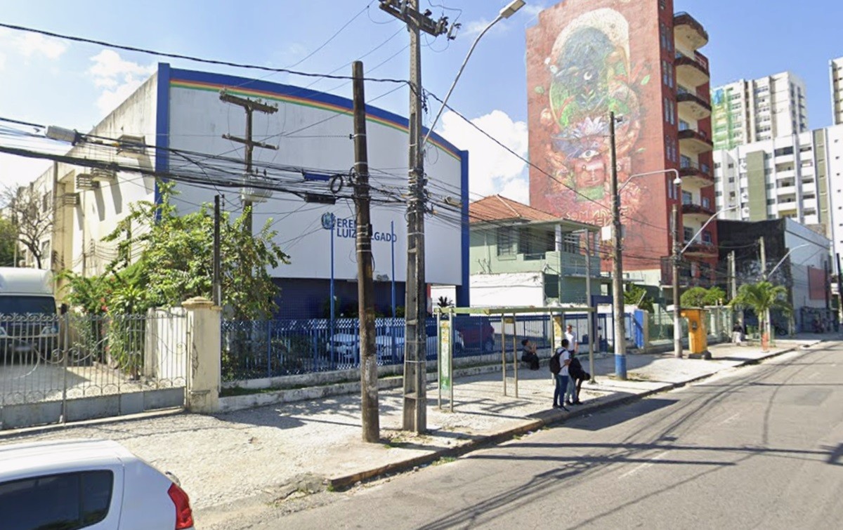 Professor é afastado por suspeita de abuso sexual em escola estadual no Recife; MPPE investiga caso
