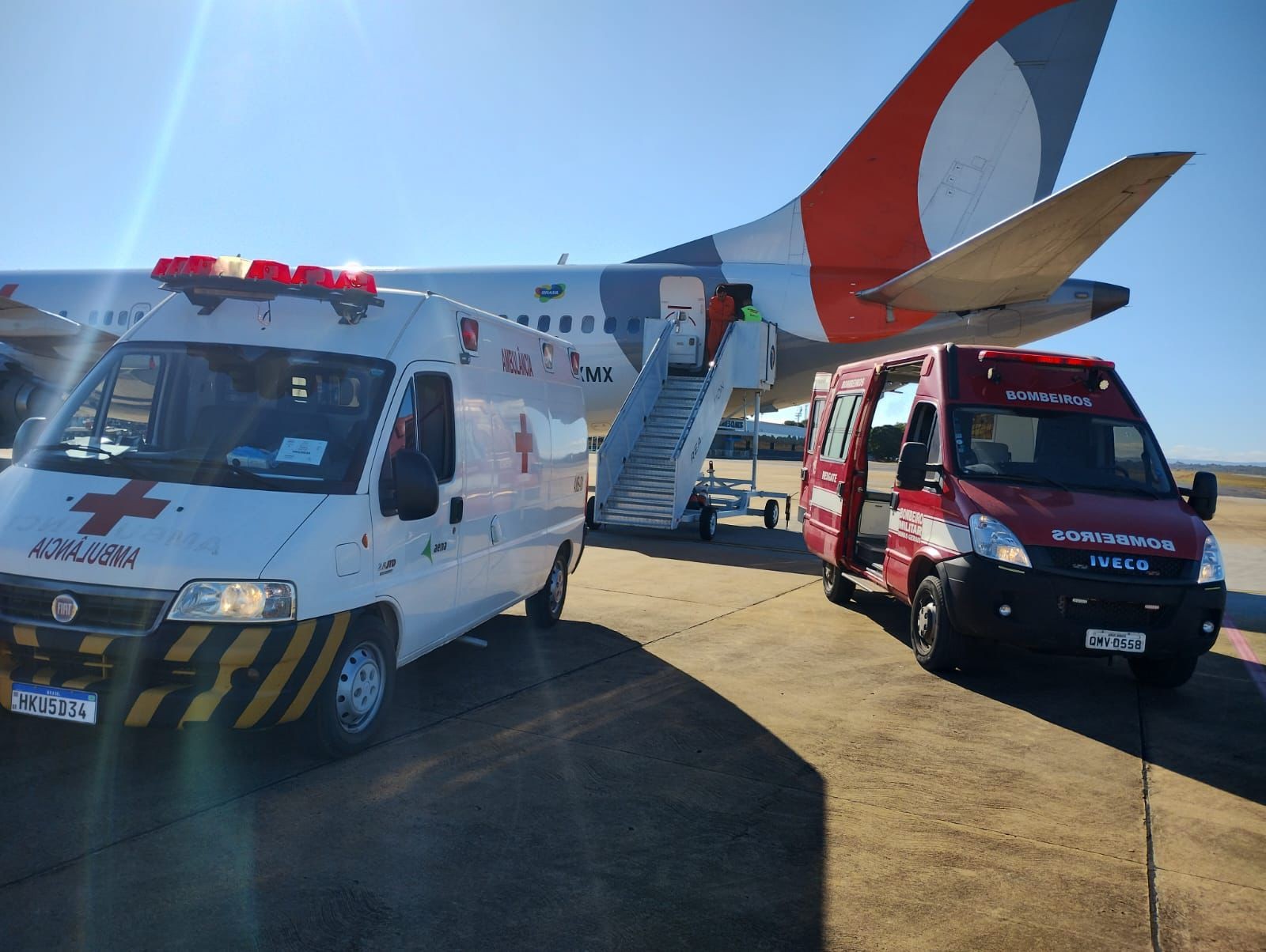 Minutos de tensão: bebê de 5 meses se engasga durante voo e é salvo após pouso de emergência em Montes Claros