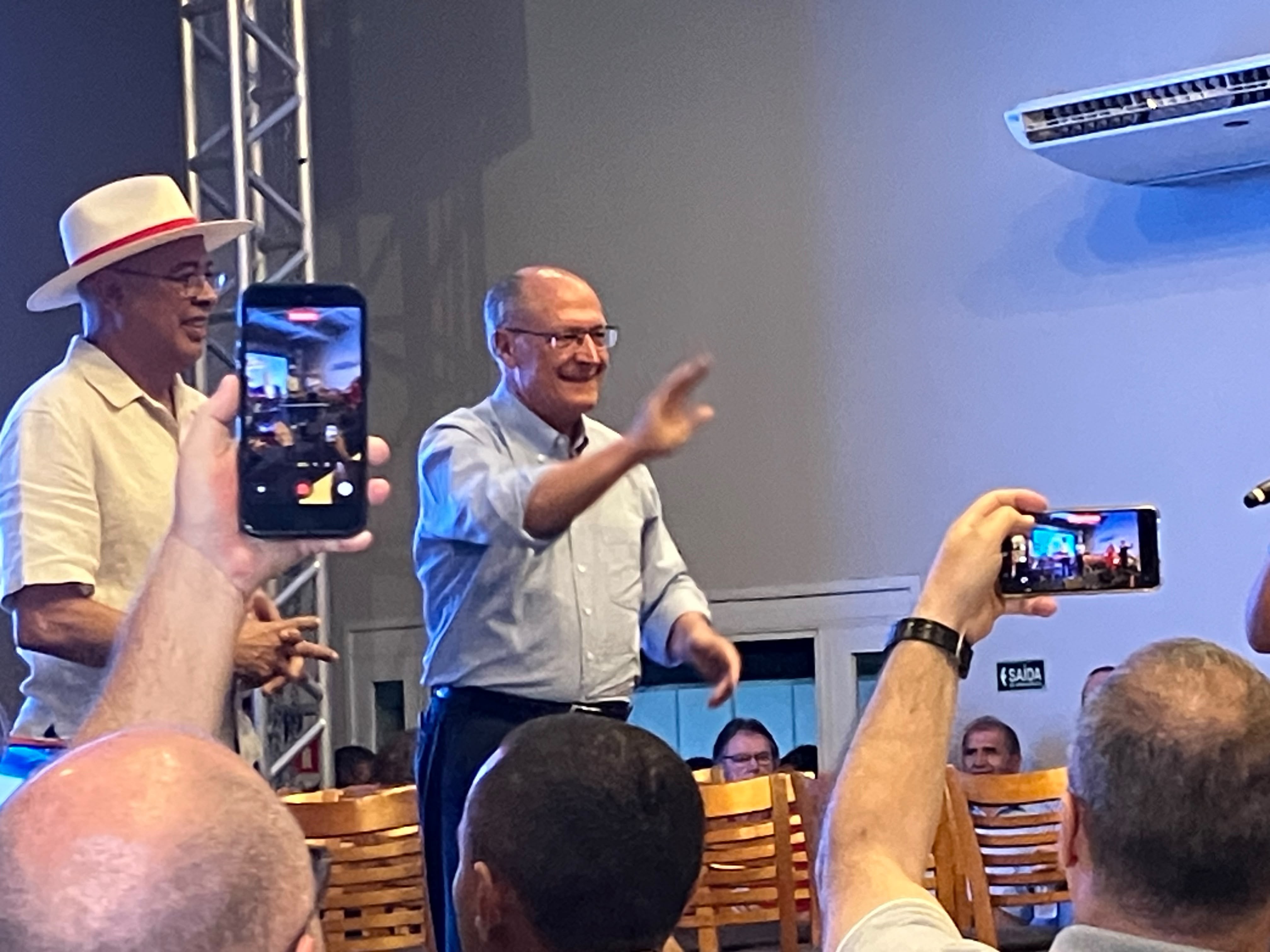 Alckmin defende reduzir maioridade penal para 16 anos em crimes hediondos