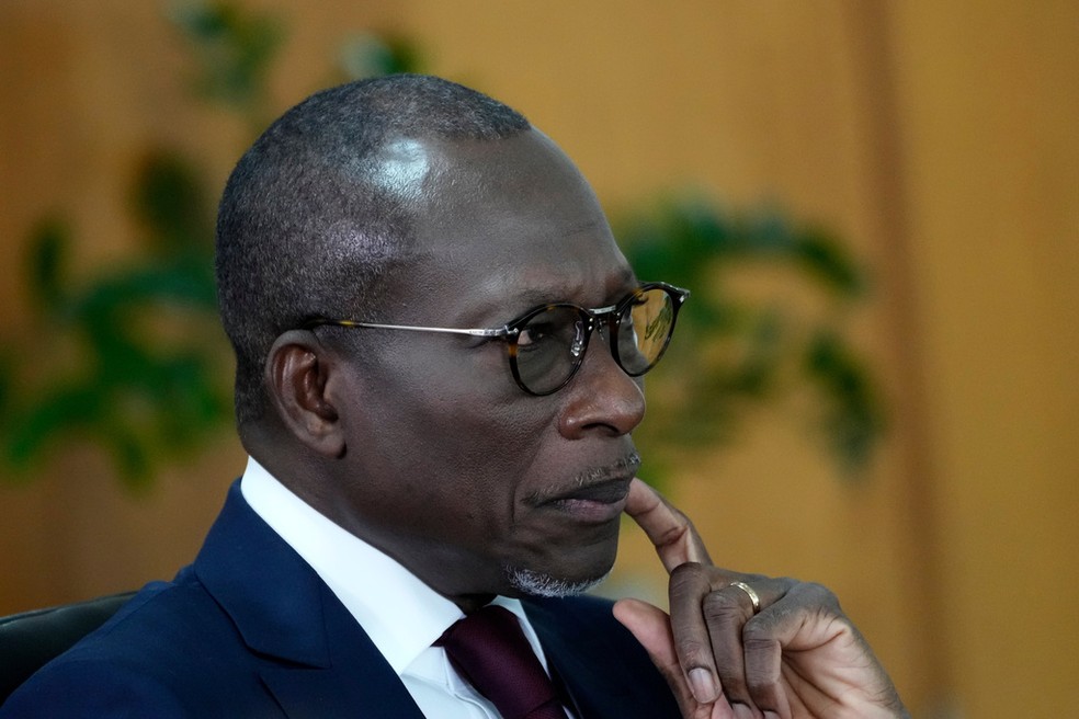 O presidente do Benin, Patrice Talon, durante viagem a Brasília em maio de 2024 — Foto: Eraldo Peres/AP