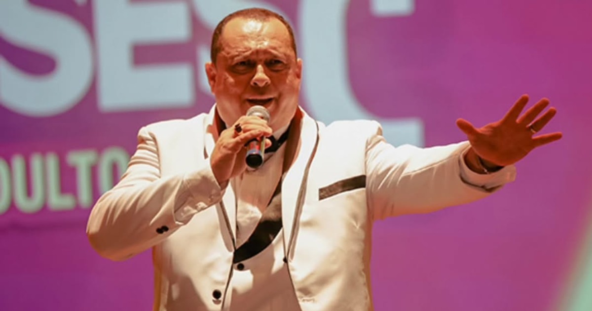 Leno Santos se apresenta em Manaus com clássicos do bolero neste sábado