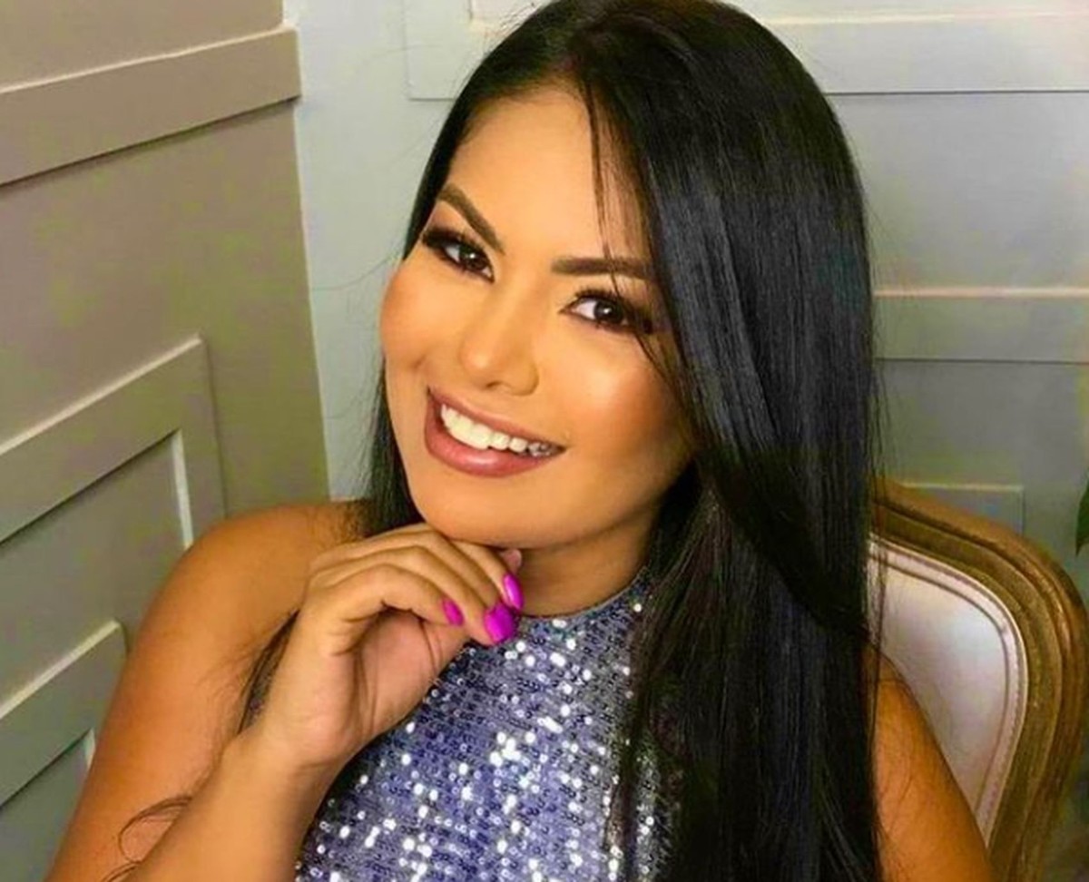 Novinha no banho nua