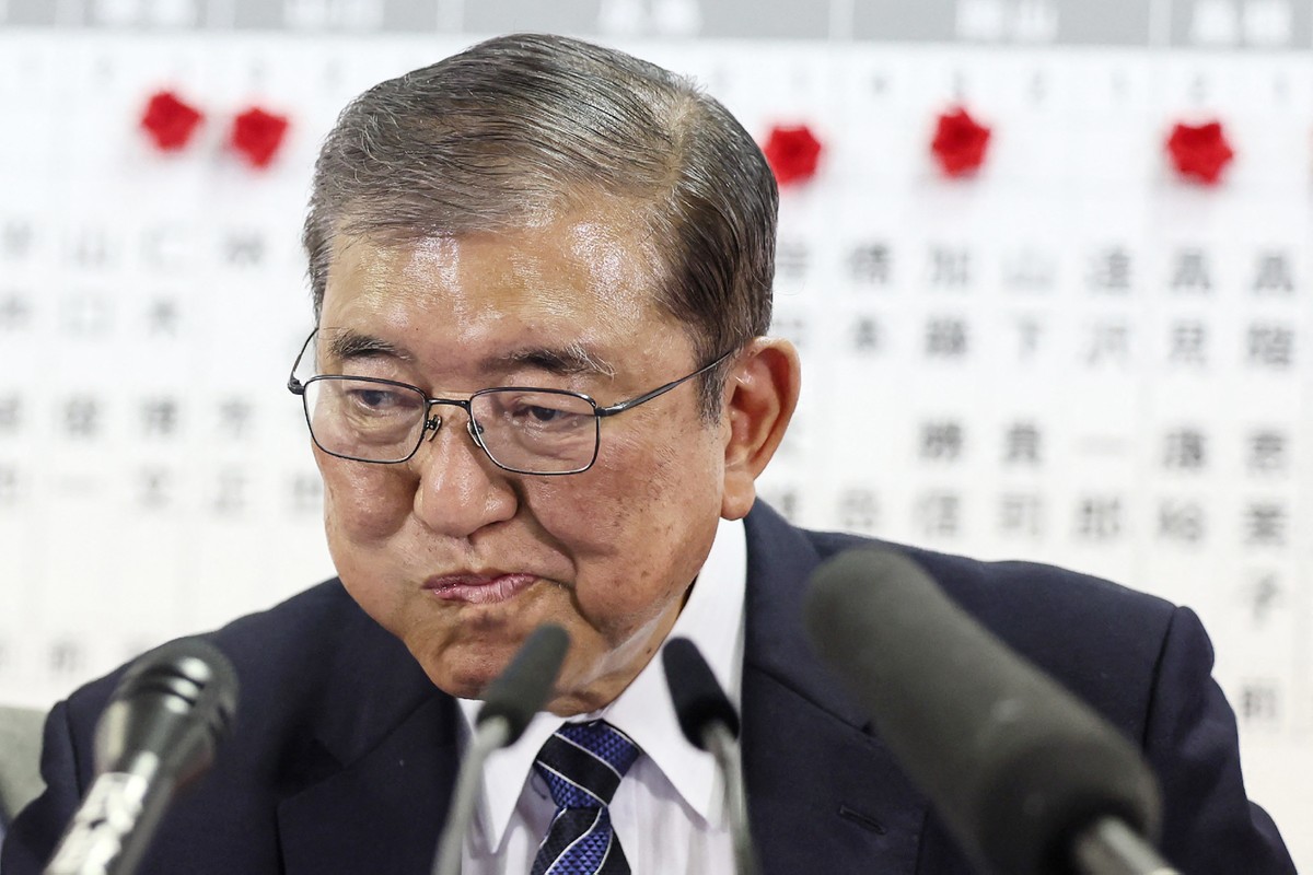 Partido governante no Japão perde maioria nas eleições, apontam projeções