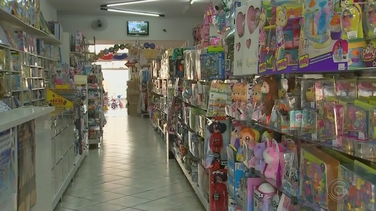 Dia das Crianças e Natal já fazem indústrias de brinquedos contratarem ...