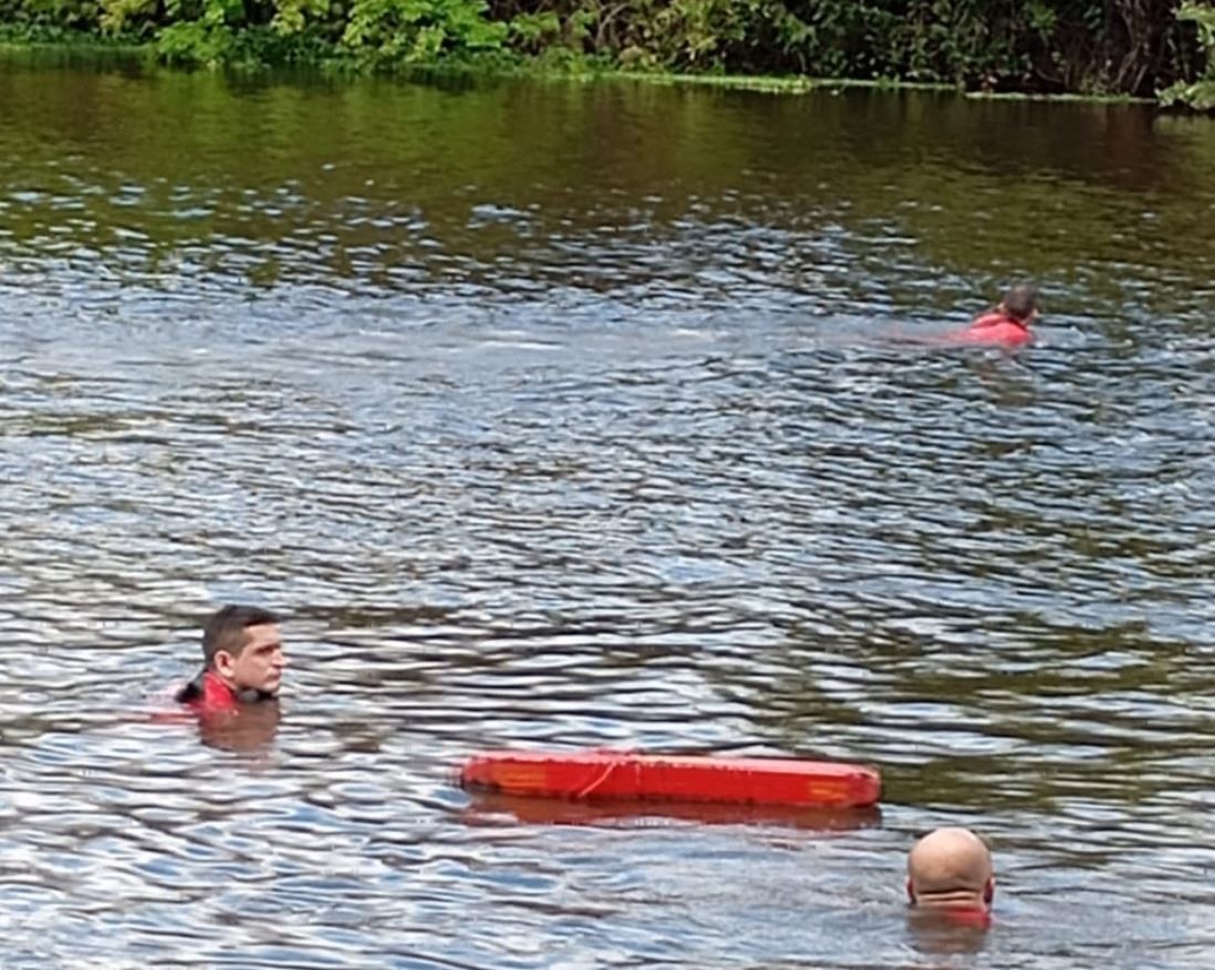 Corpo de mulher que sumiu enquanto tomava banho em rio com amiga é achado após uma semana