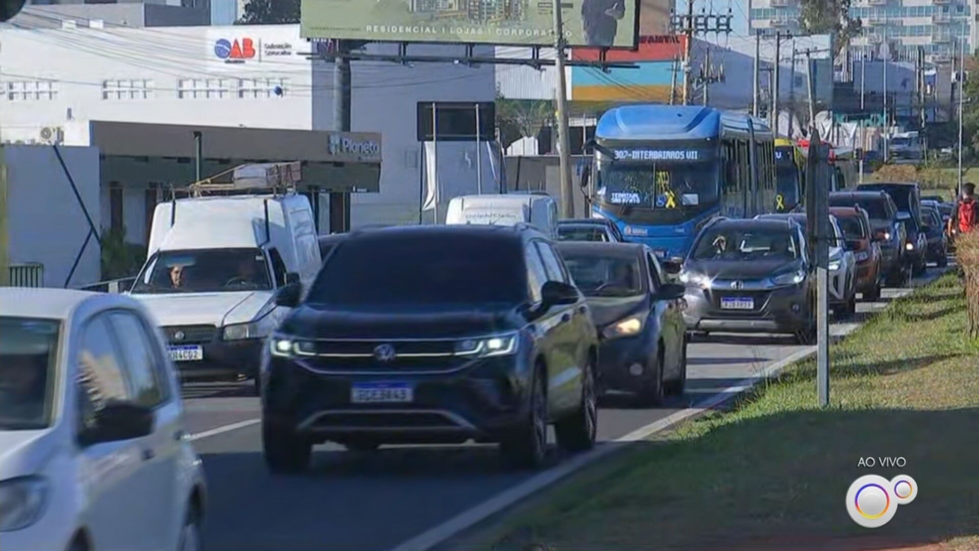 Inauguração de viaduto causa lentidão em avenida de Sorocaba 