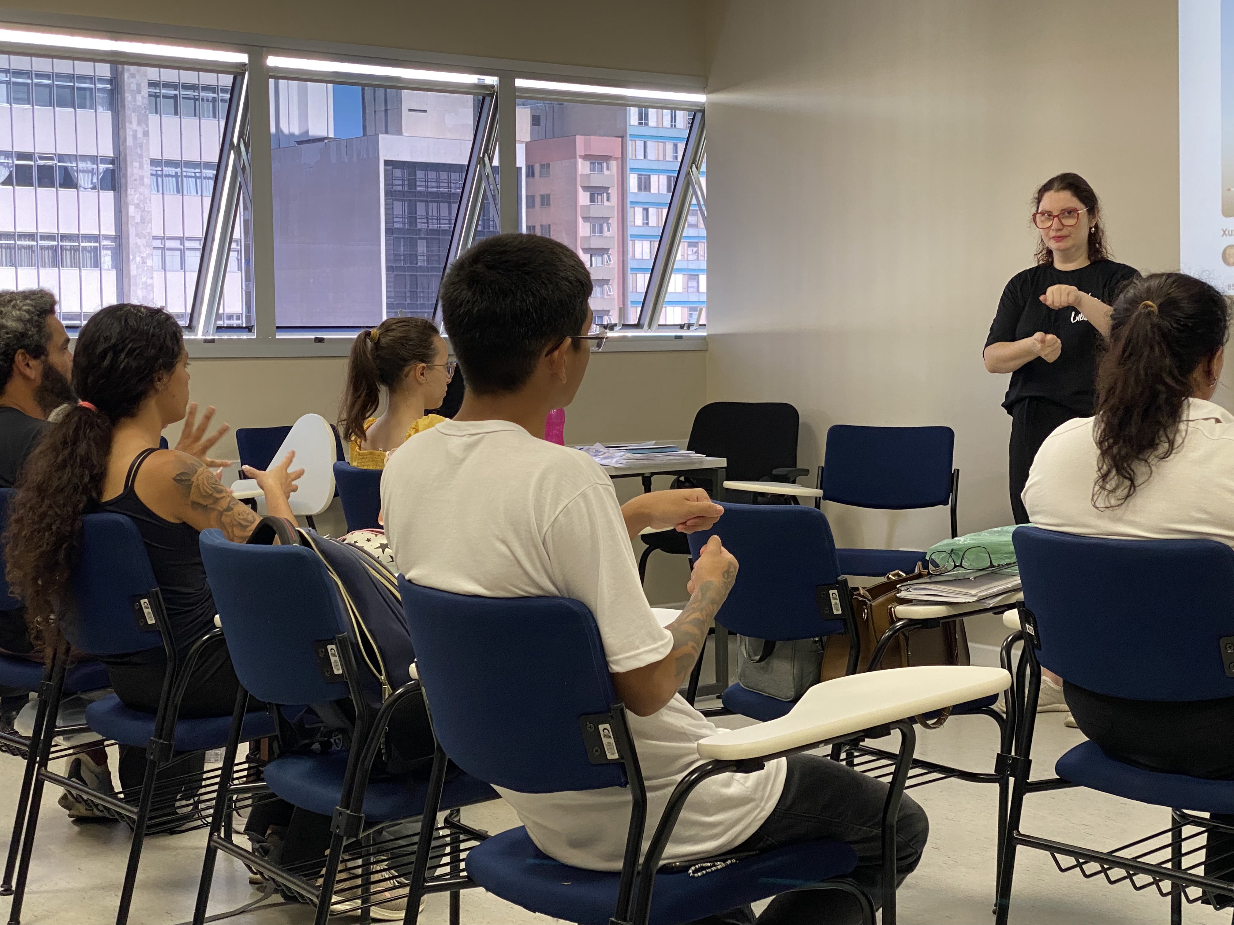 Curso gratuito de Libras abre 300 vagas em Maceió