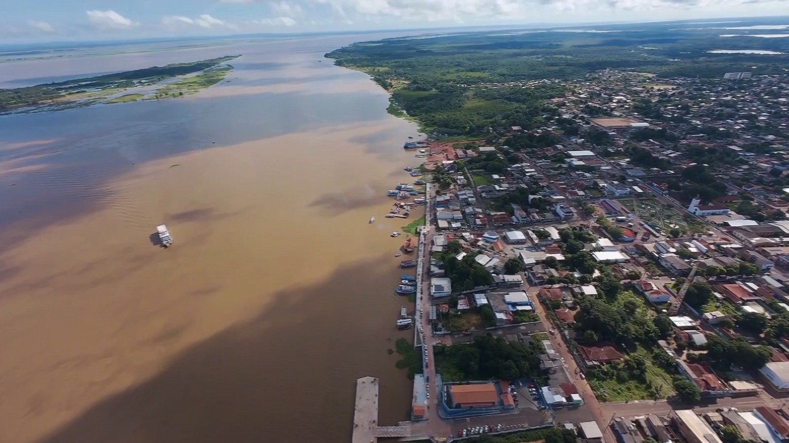 Comunidades ribeirinhas contestam início de dragagem no Rio Amazonas, em Juruti, e cobram estudos ambientais