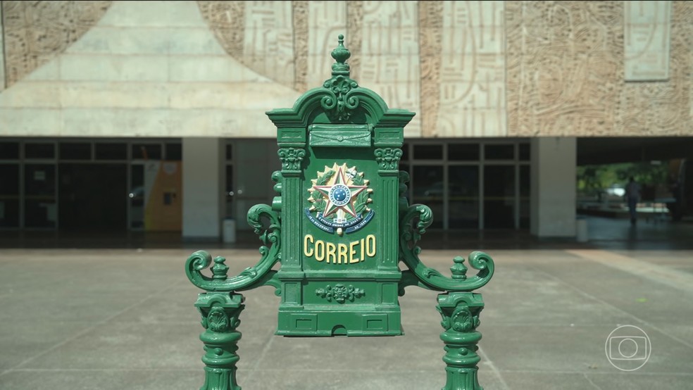 Crise financeira nos Correios se agrava e obriga governo federal a bloquear gastos de ministérios — Foto: Jornal Nacional/ Reprodução