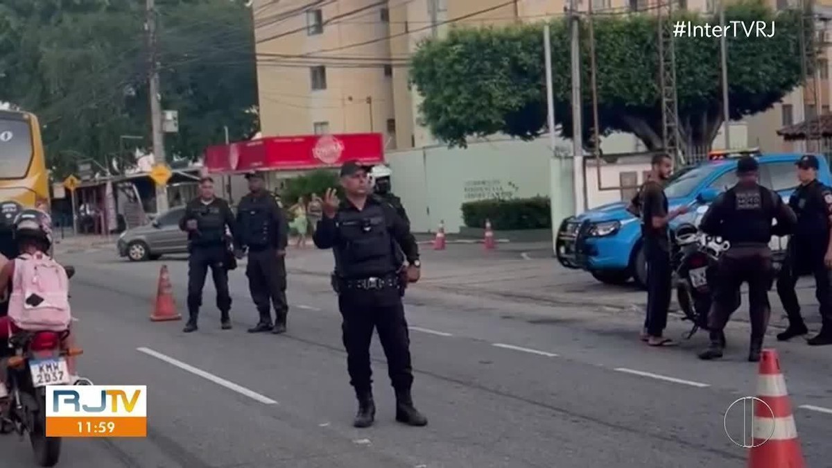 Operação pelas ruas de Campos tem 8 prisões e 22 multas aplicadas