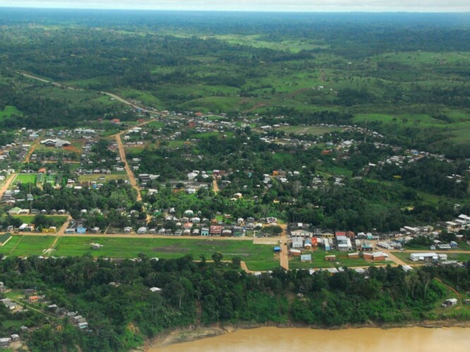 Cidade do AC abre processo seletivo para professores, psicólogo e nutricionista com salários de mais de R$ 4 mil; veja detalhes