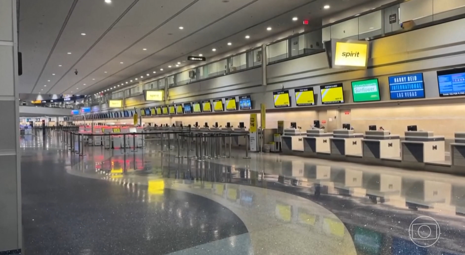 Companhia aérea de baixo custo Spirit Airlines encerra atividades nos EUA por alta de combustíveis