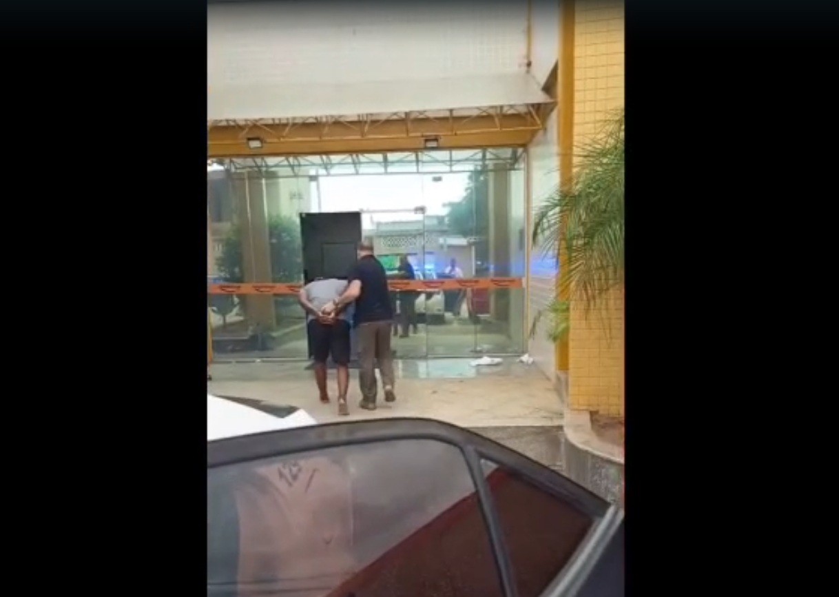 Polícia prende trio em flagrante após monitoramento identificar motos clonadas em Iguaba Grande