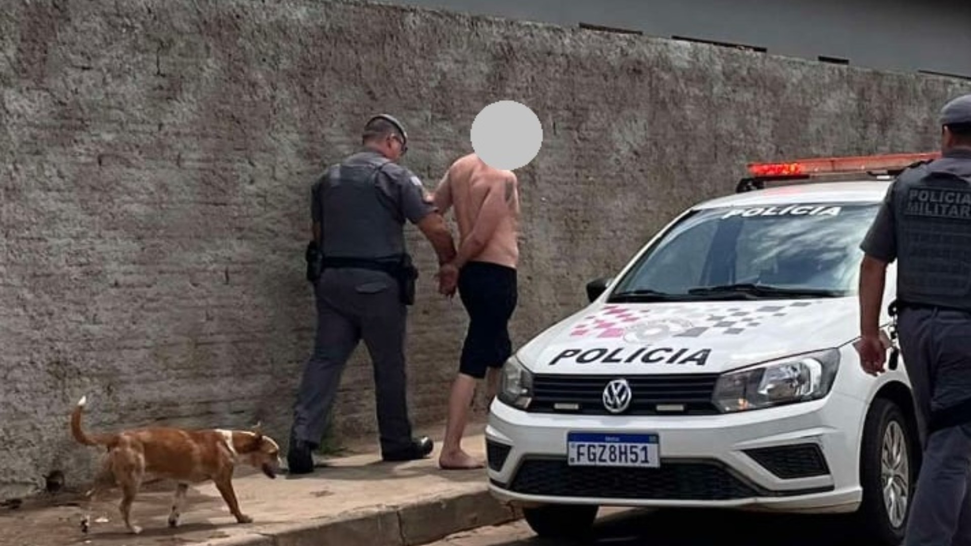 Homem é preso após atacar entregadores com facão em Avaré