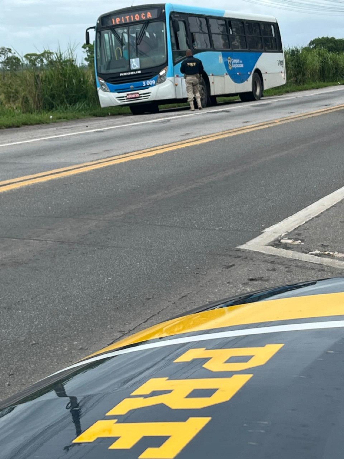 PRF intensifica fiscalização de ônibus em Campos na Operação Embarque Legal