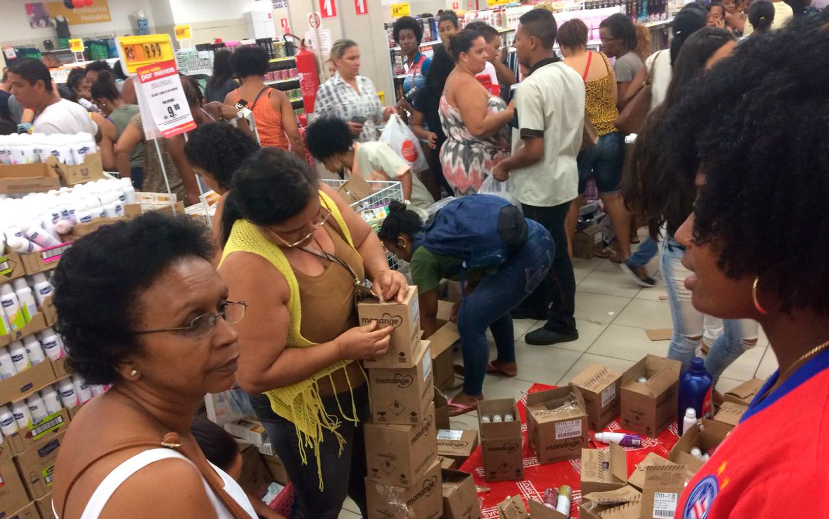 Ceará deve abrir 1,2 mil vagas temporárias entre novembro e dezembro, diz secretário