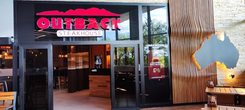 Unidade do Outback Steakhouse no Shopping Salvador — Foto: Divulgação