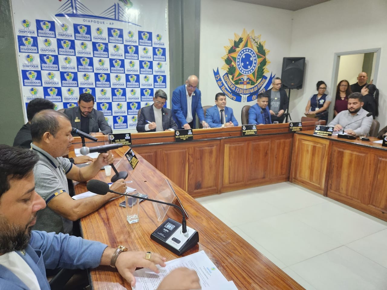 Presidente da Câmara assume prefeitura de Oiapoque após cassação de prefeito e vice no AP