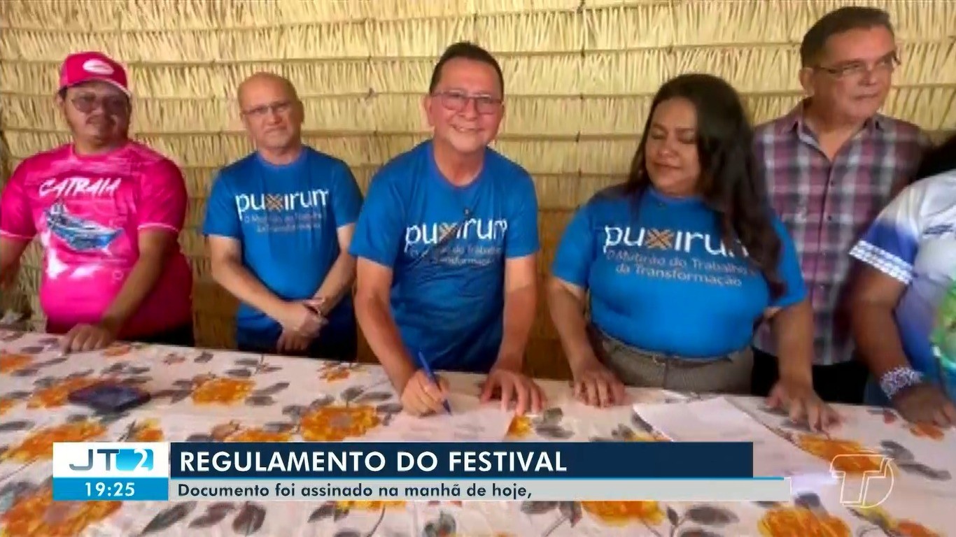 Prefeitura e agremiações assinam regulamento do 24º Festival dos Botos do Sairé 2025