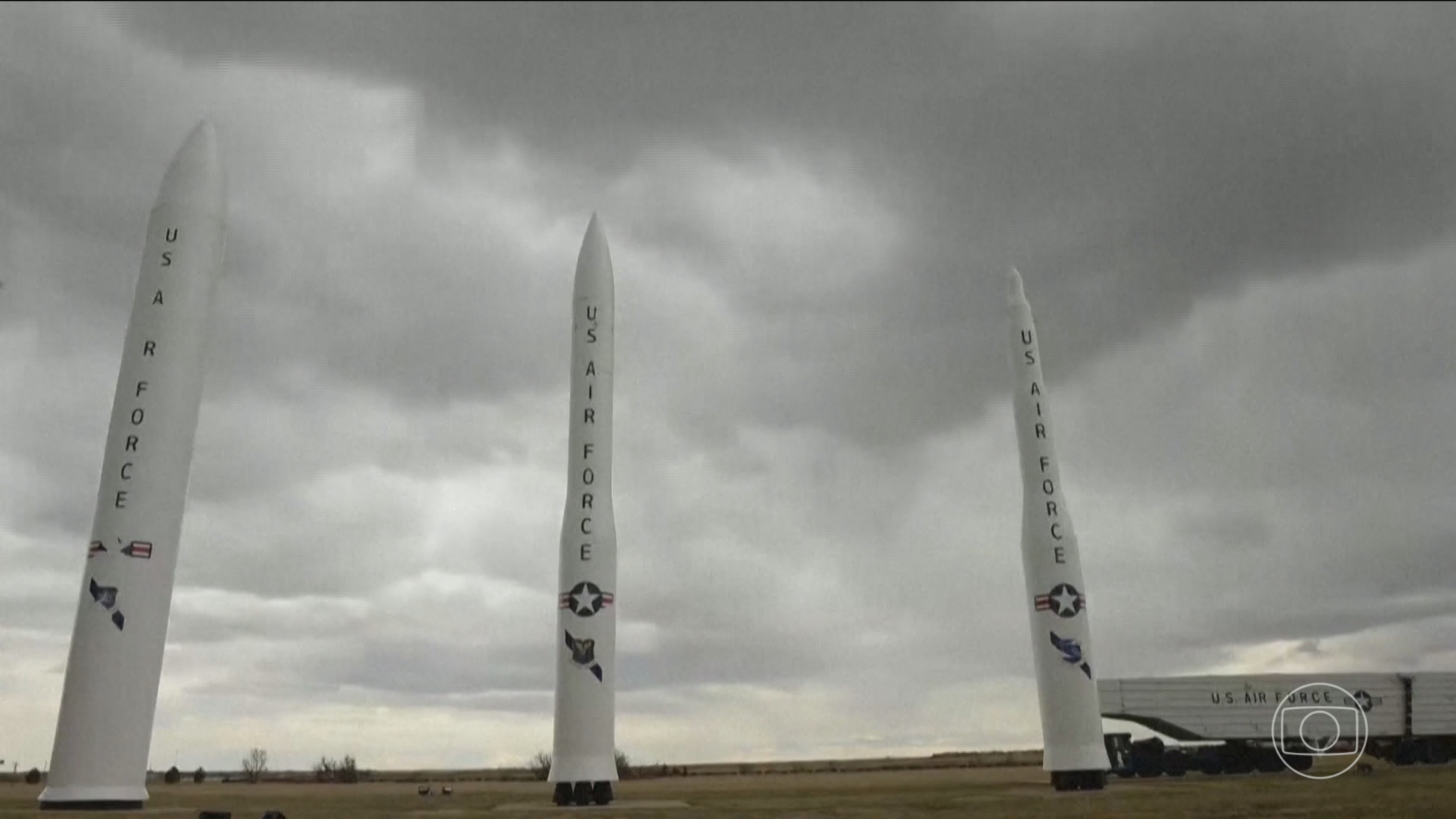 Anúncio da retomada de testes nucleares pelos EUA põe mundo em alerta