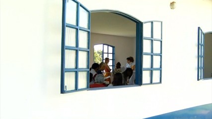 Capelinha do Palacinho recebe fiéis para missa de Santa Rita de Cássia