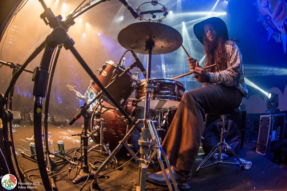 Banda de Rio Preto masteriza álbum em estúdio onde Beatles gravaram: 'Grande realização', diz baterista