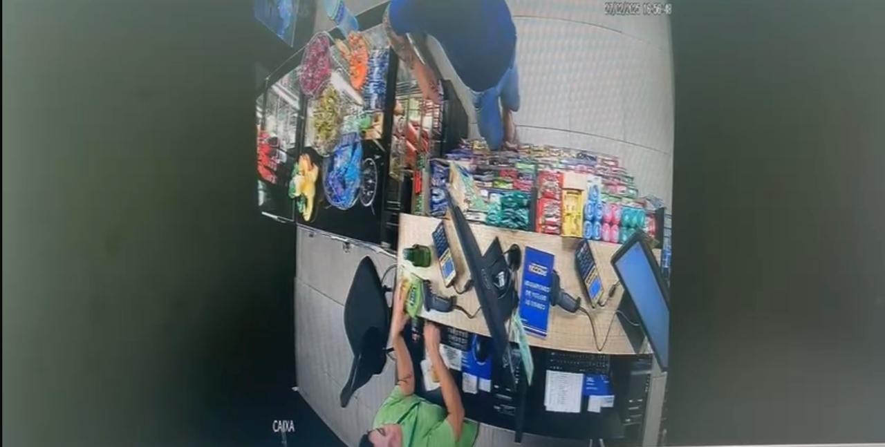 Grupo criminoso que clonava cartões para comprar bebidas e Iphone é preso no DF