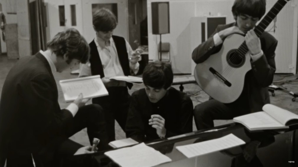 Os Beatles em imagem do minidocumentário 'Now and then' — Foto: Reprodução/YouTube/The Beatles