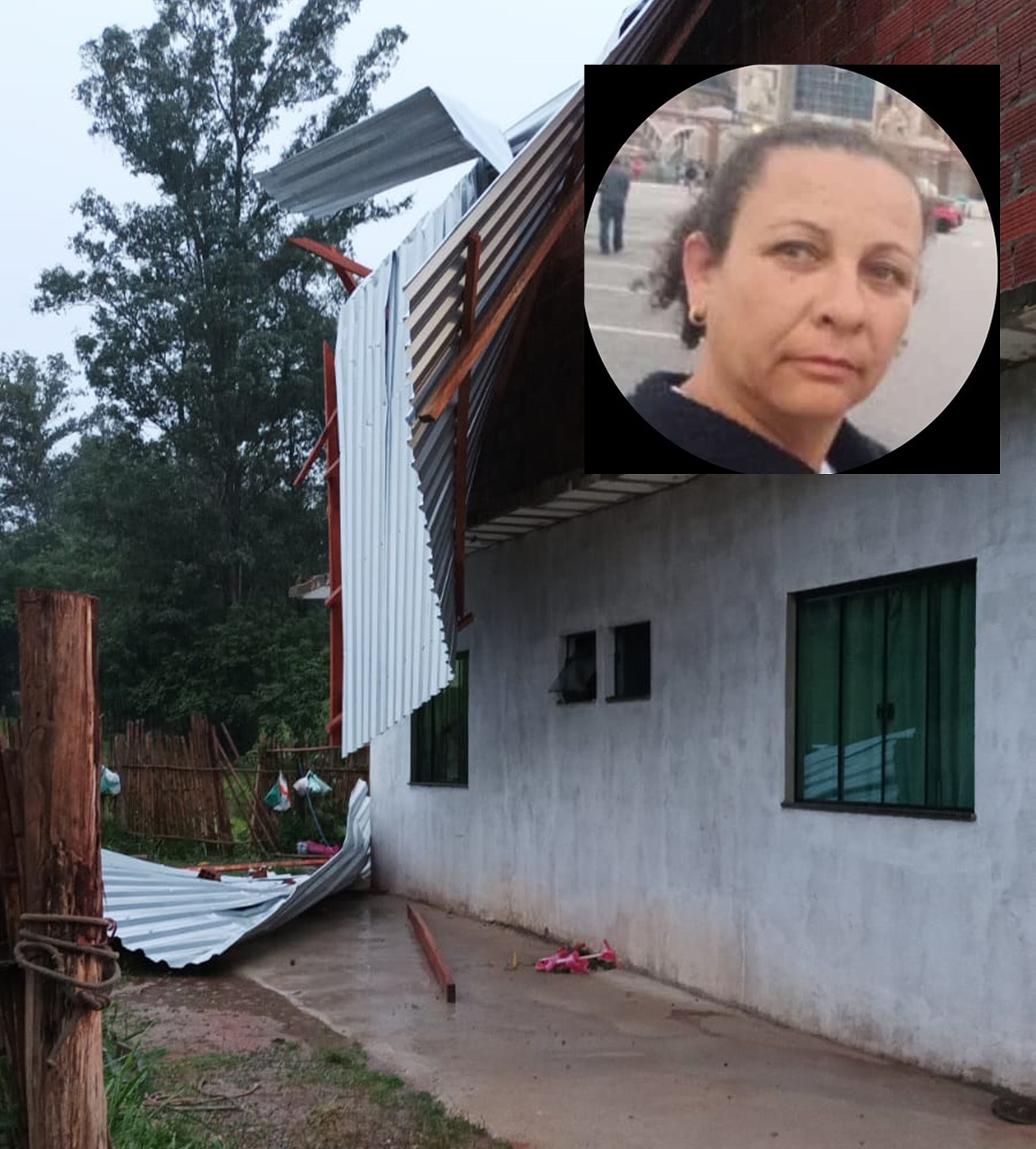 Estrutura metálica de telhado cai em cima de família durante vendaval e mata mulher em MG