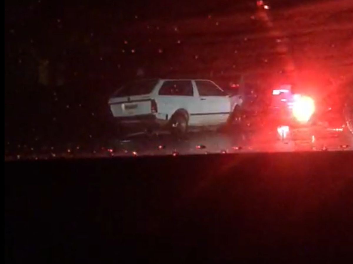 Colisão entre carros deixa dois motoristas mortos em rodovia de Amparo