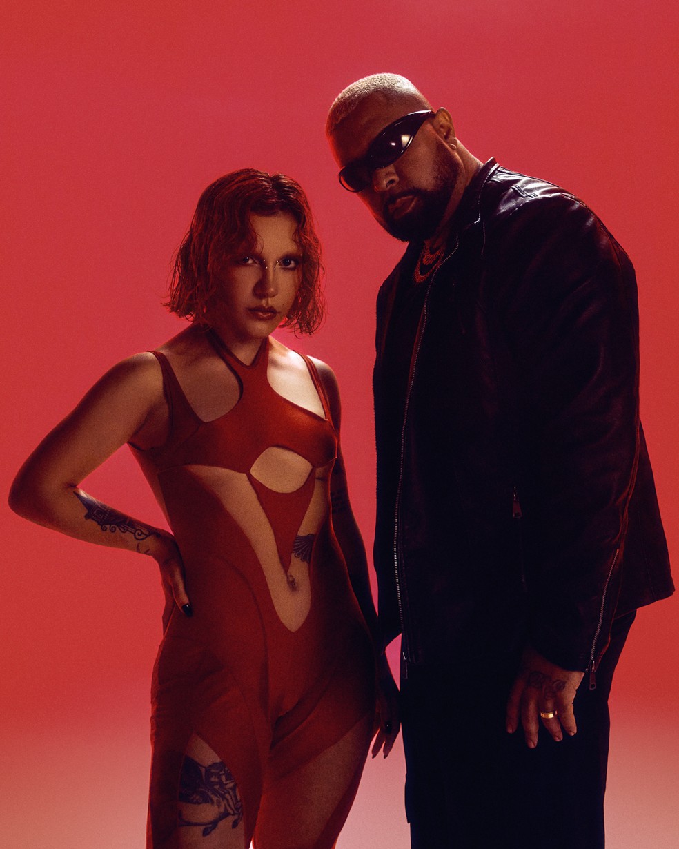 Priscilla e Leandrinho, do Bonde do Tigrão, no clipe 'Quer dançar' — Foto: Marcus Sabah/Divulgação
