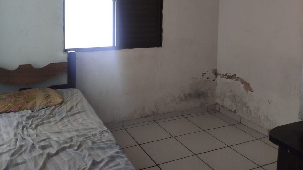 2 de 2
Abrigo irregular para idosos &eacute; alvo de den&uacute;ncia de maus-tratos em Botucatu &mdash; Foto: Pol&iacute;cia Civil/Divulga&ccedil;&atilde;o
