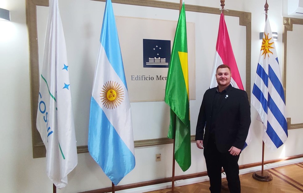 Biólogo venceslauense participou do projeto Mercocidades, nos dias 22 e 23 de junho, no Uruguai — Foto: Red Mercociudades
