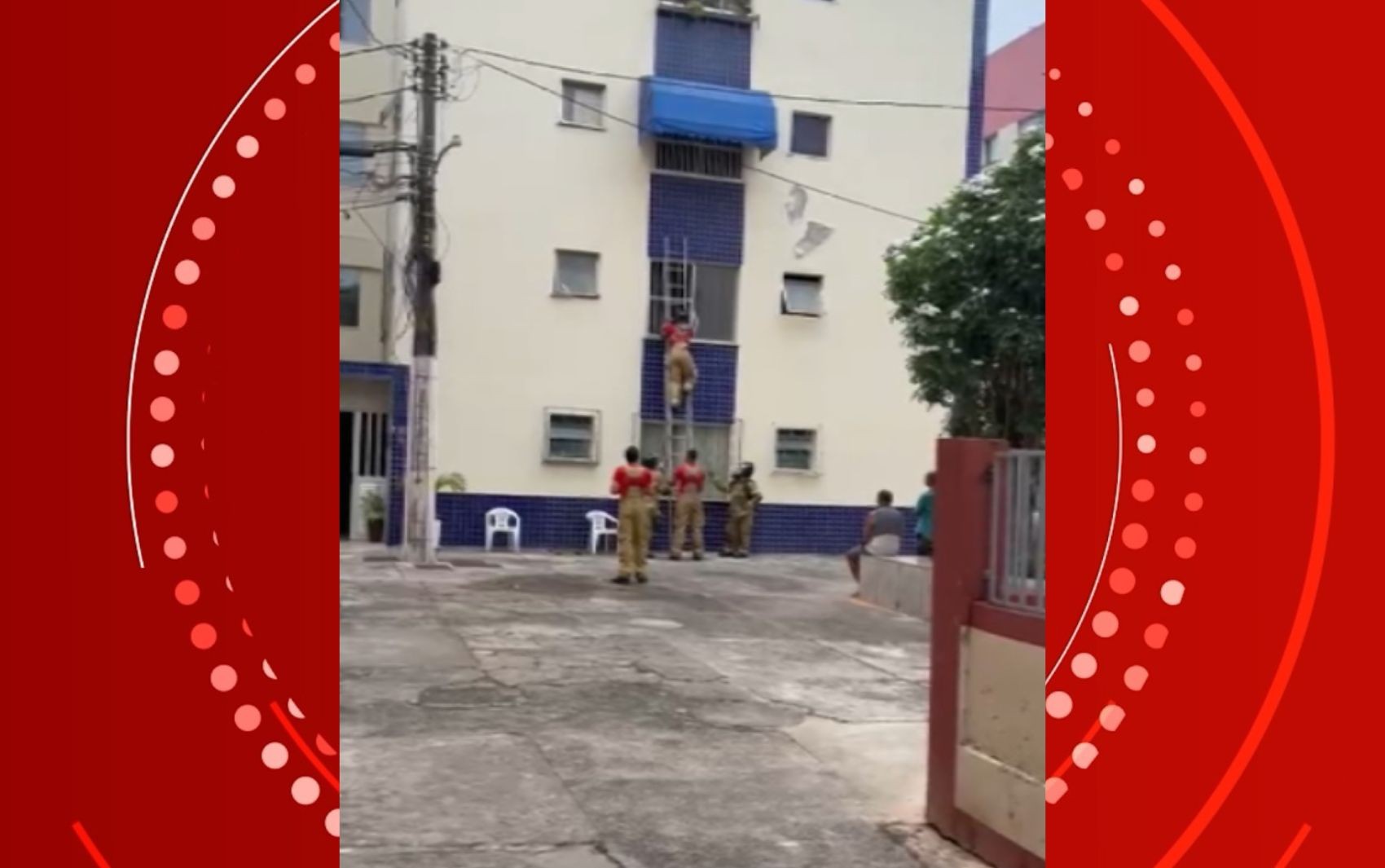 Vídeo mostra tentativa de bombeiros de entrar em apartamento com vazamento de gás antes da explosão em Salvador 