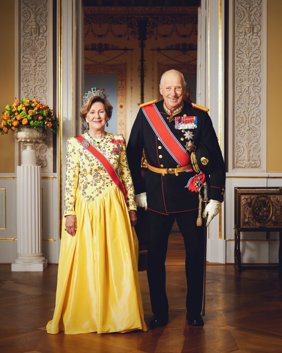 Rei Harald e a Rainha Sonja — Foto: Kimm Saatvedt, Corte Real