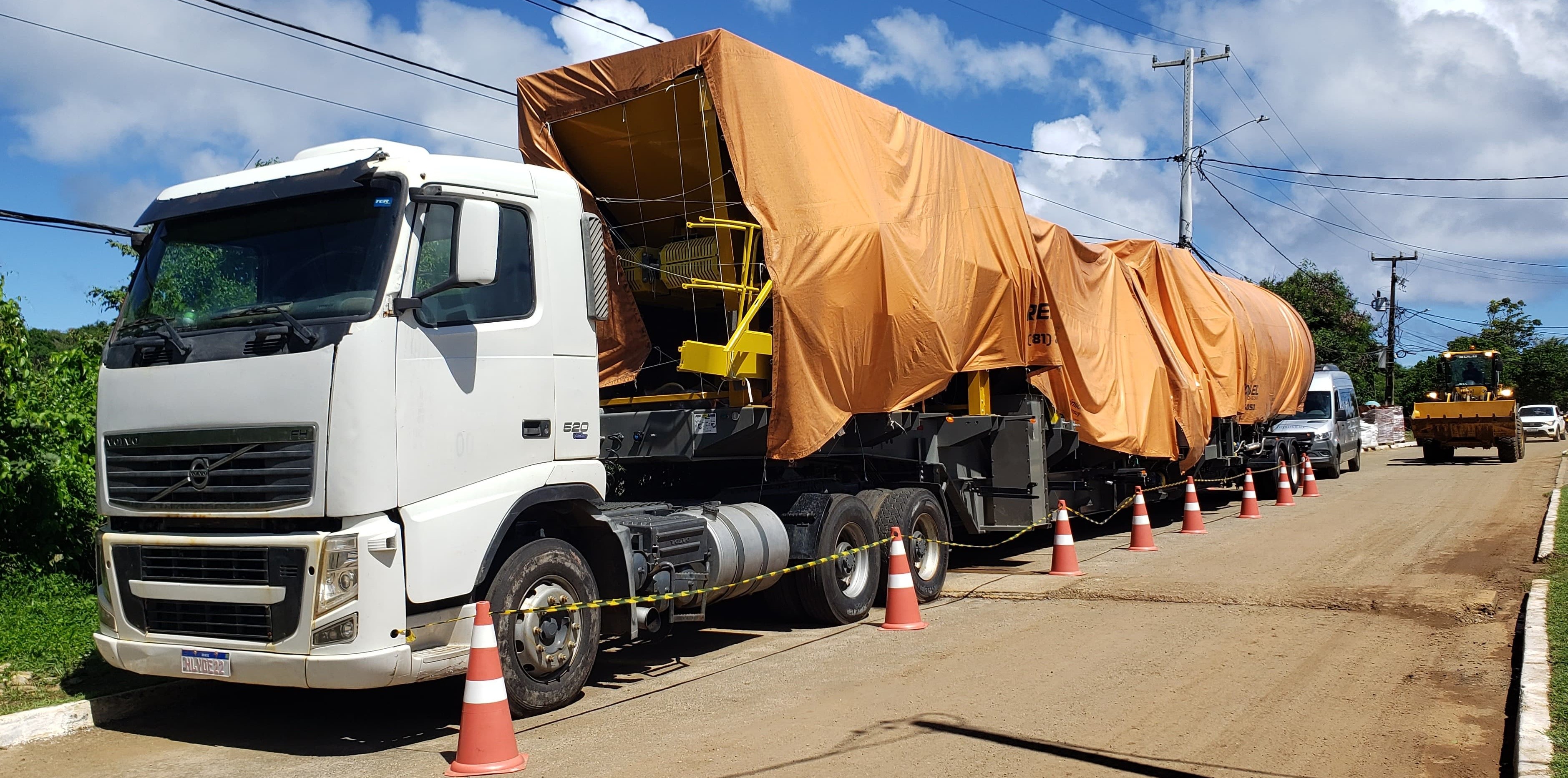 
Governo informa que não há previsão para transporte de usina de asfalto até aeroporto de Fernando de Noronha para início de obra 