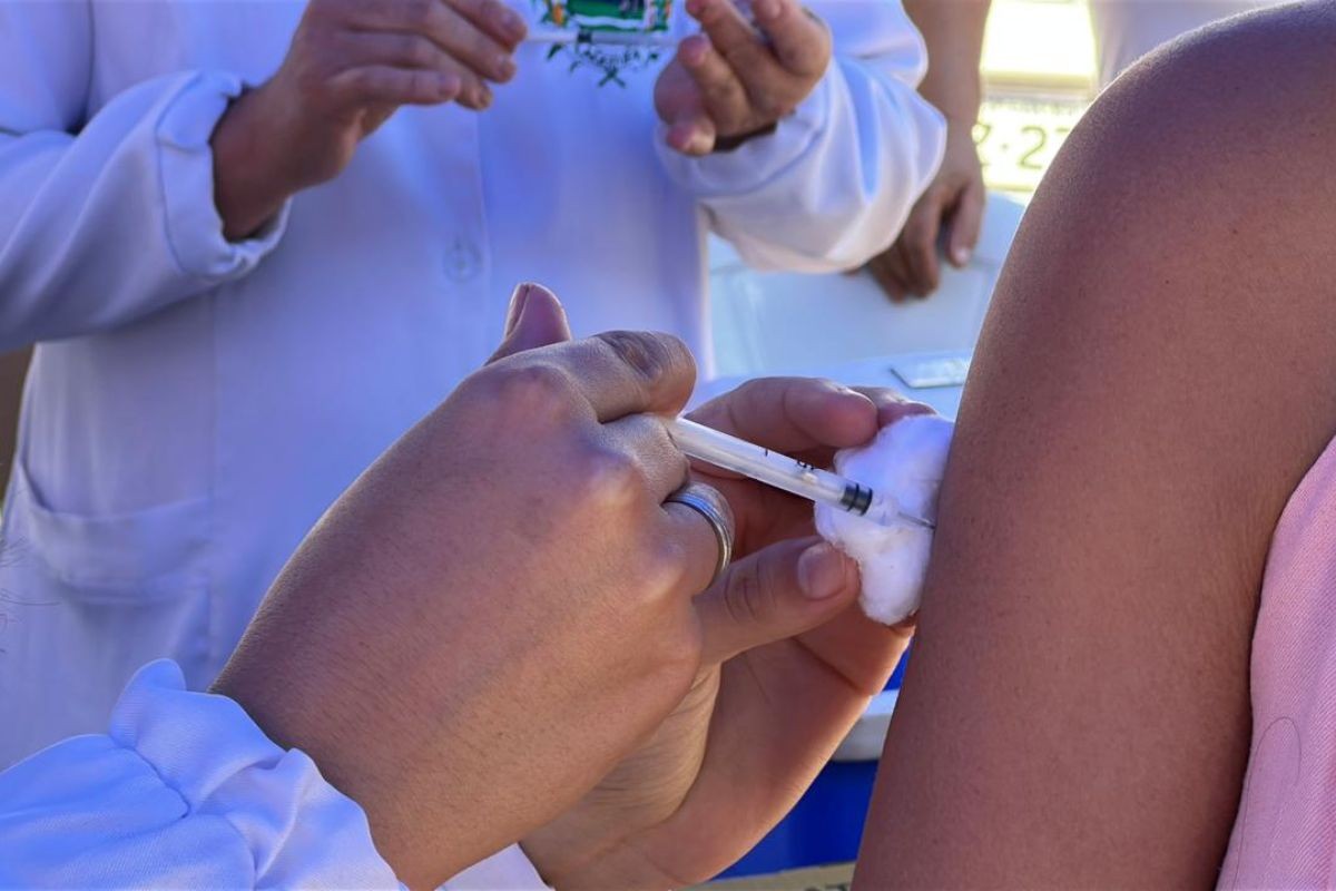 Após mortes por febre amarela, Lagoinha faz mutirão de vacinação neste sábado (23)