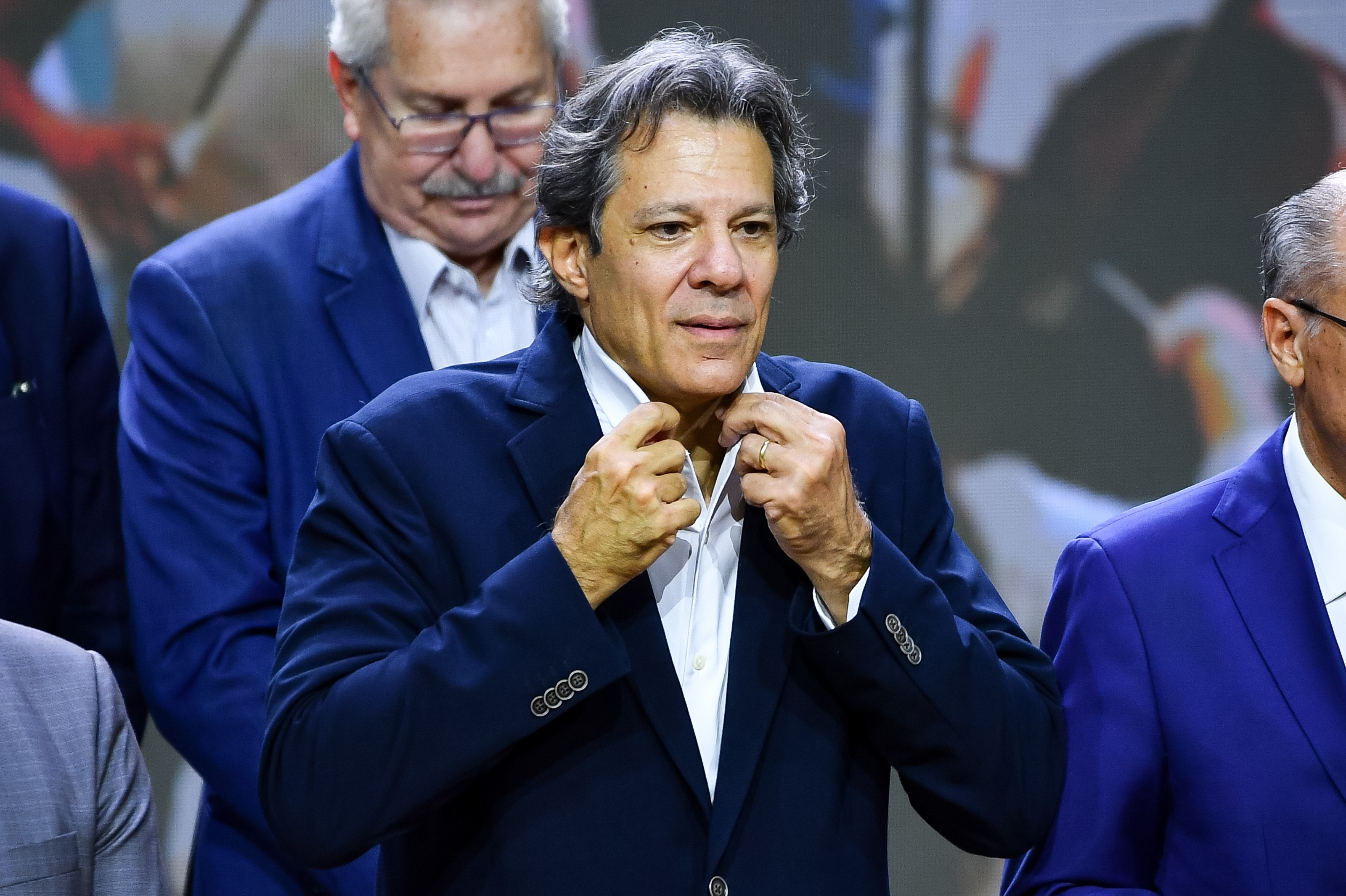 Haddad deixará Fazenda na próxima semana para concorrer ao governo de SP