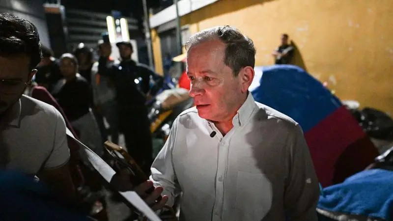 Quem é o opositor venezuelano 'sequestrado por pessoas armadas' logo após ser libertado da prisão, segundo seu filho