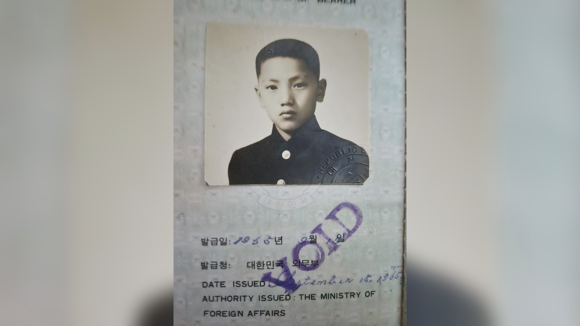 'Eu desenhava pregos e martelos, para entenderem o que eu precisava', conta imigrante coreano que chegou ao Paraná há 60 anos