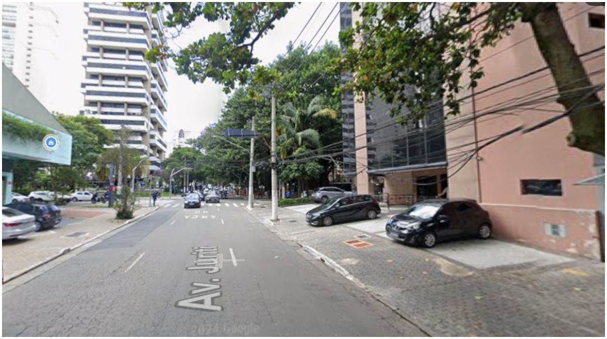 Homem leva tiro na cabeça em tentativa de assalto em Moema, bairro nobre de SP