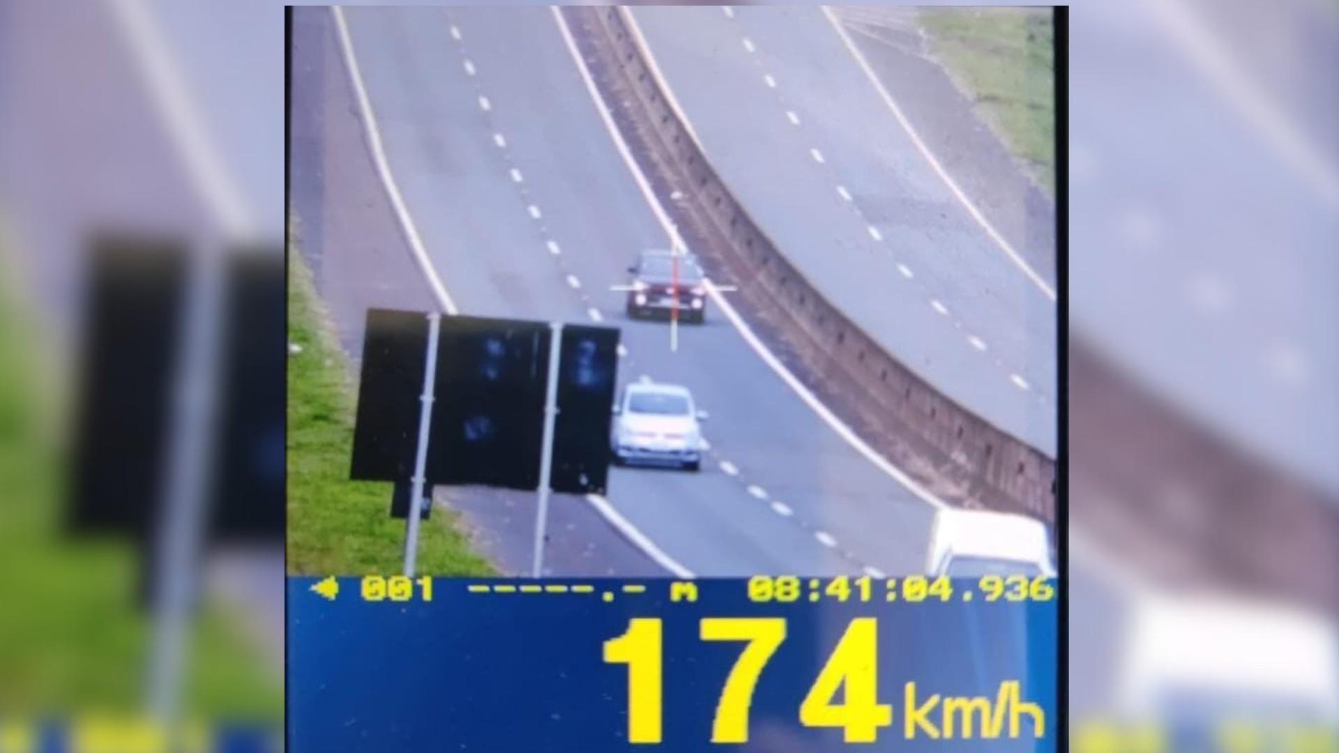 Polícia flagra motorista a 174 km/h em rodovia com velocidade permitida de 90 km/h em Birigui
