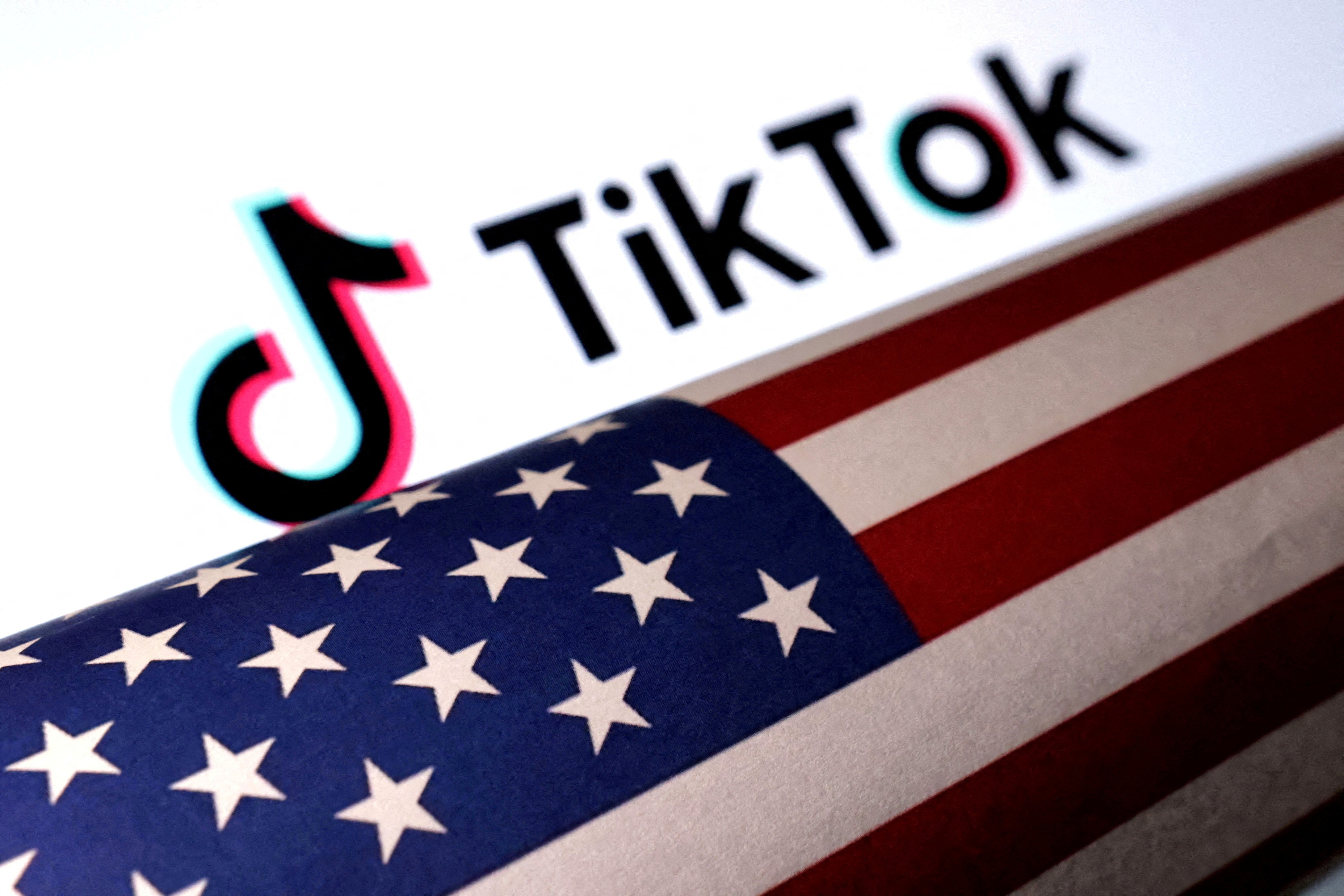 TikTok retorna às lojas da Apple e do Google nos EUA após suspensão de lei por Trump