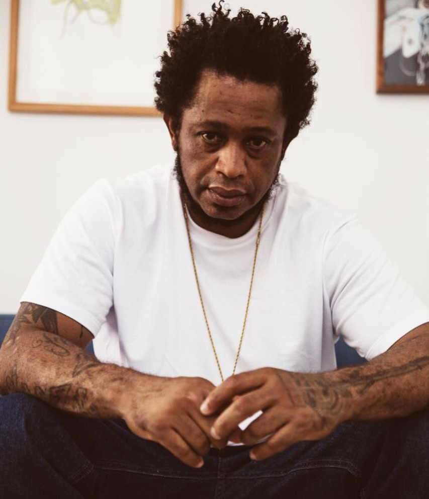 Rapper Nego Freeza prepara o primeiro álbum solo, ‘Icyerekezo’, com ...