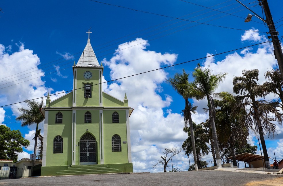 Igreja Nossa Senhora do Carmo, em Serra da Saudade  — Foto: Prefeitura de Serra da Saudade/Divulgação 