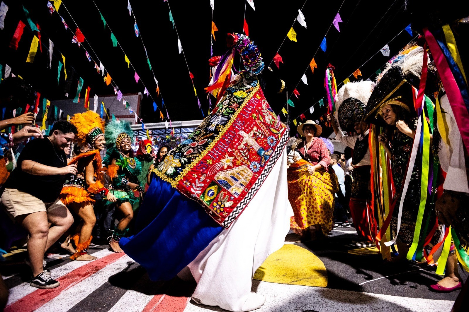 Zeca, Aragão e Alcione no Maraca; Global Citizen Live com Lauryn Hill, festas juninas, exposição Klimt e Gaudí: veja o que fazer no Rio