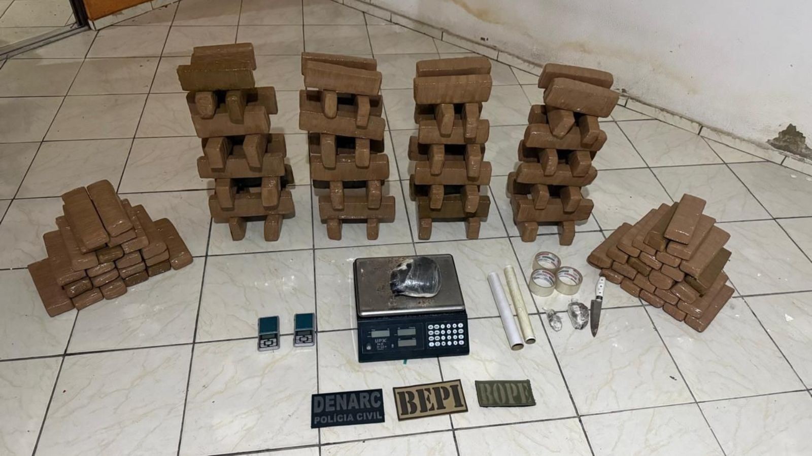 Mais de 100 kg de maconha são apreendidos em Teresina; suspeito foi preso