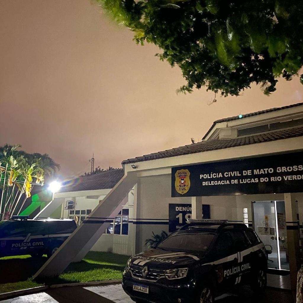 Jovem é esfaqueada após suspeita pedir copo de água durante conversa em casa em MT